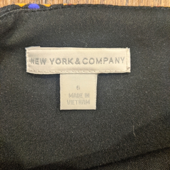 New York & Company faux fractal pattern, tailored midi dress, size medium - Picture 5 of 8